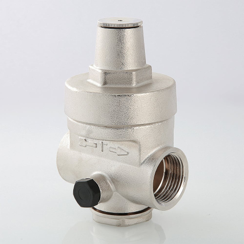 Редуктор давления Valtec поршневой, от 1 до 4,5 бар 1" с патрубком для манометра