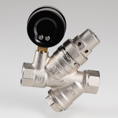 Редуктор давления Valtec с фильтром и манометром, от 2 до 5 бар 1/2" VT.082.N.04