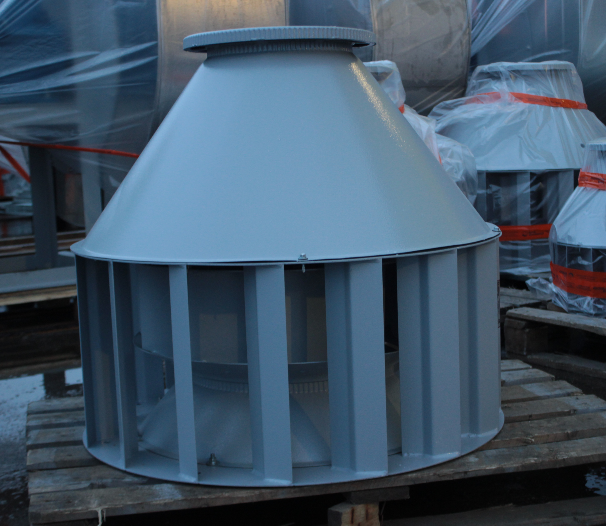 Крышный вентилятор ВКР № 4 эл.дв. 0,55/1500 об/мин