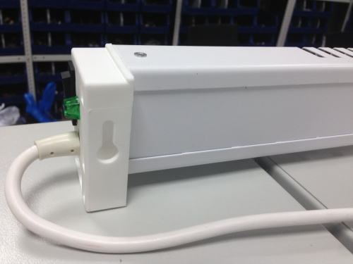 Плинтусный обогреватель Бриз Фиксированный БК200Ф Белый, Левый