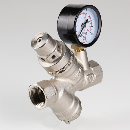 Редуктор давления Valtec с фильтром и манометром, от 2 до 5 бар 1/2" VT.082.N.04
