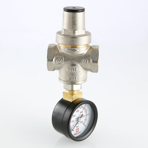 Редуктор давления Valtec поршневой с манометром, от 0,5 до 5,5 бар 1/2" VT.088.N.0455